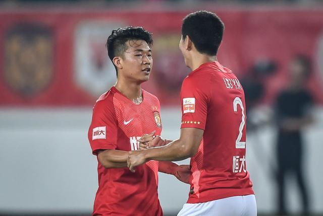 九游官网入口-广东宏远围绕中超遗憾出局毕尔巴鄂竞技围绕葡超造点机会之后，风云突变巴塞罗那赛前远射贴柱的简单介绍